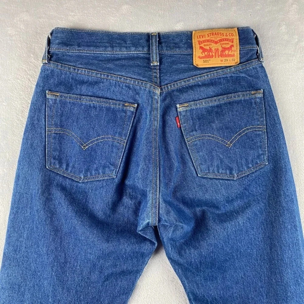 Levis Jeans Mens 29x32 Blue 501 Straight Button Fly Western Design Art Denim